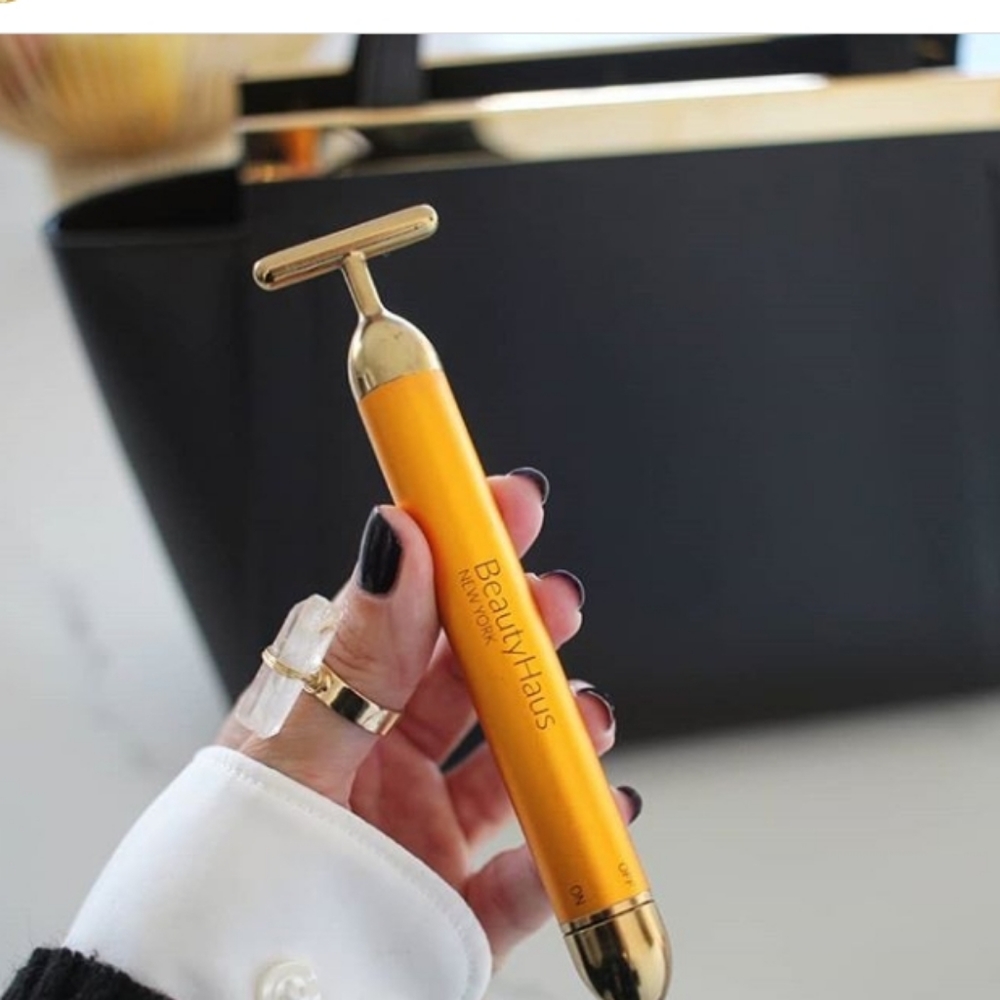 Gold beauty bar